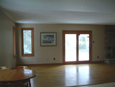 Family room with door to sundeck